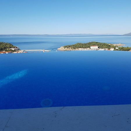 Villa Afrodita Макарска Екстериор снимка