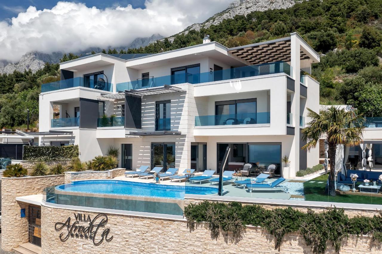 Villa Afrodita Макарска Екстериор снимка