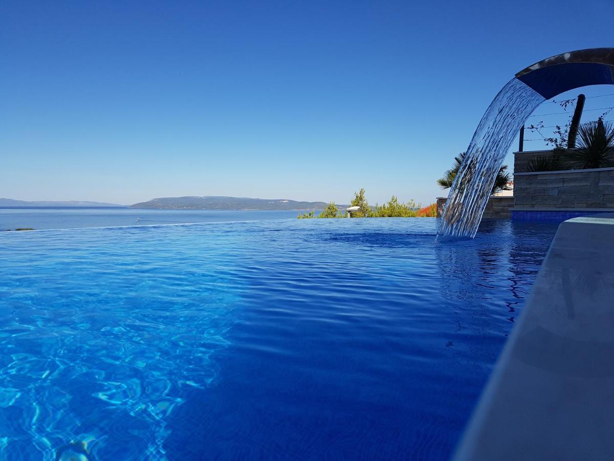 Villa Afrodita Макарска Екстериор снимка