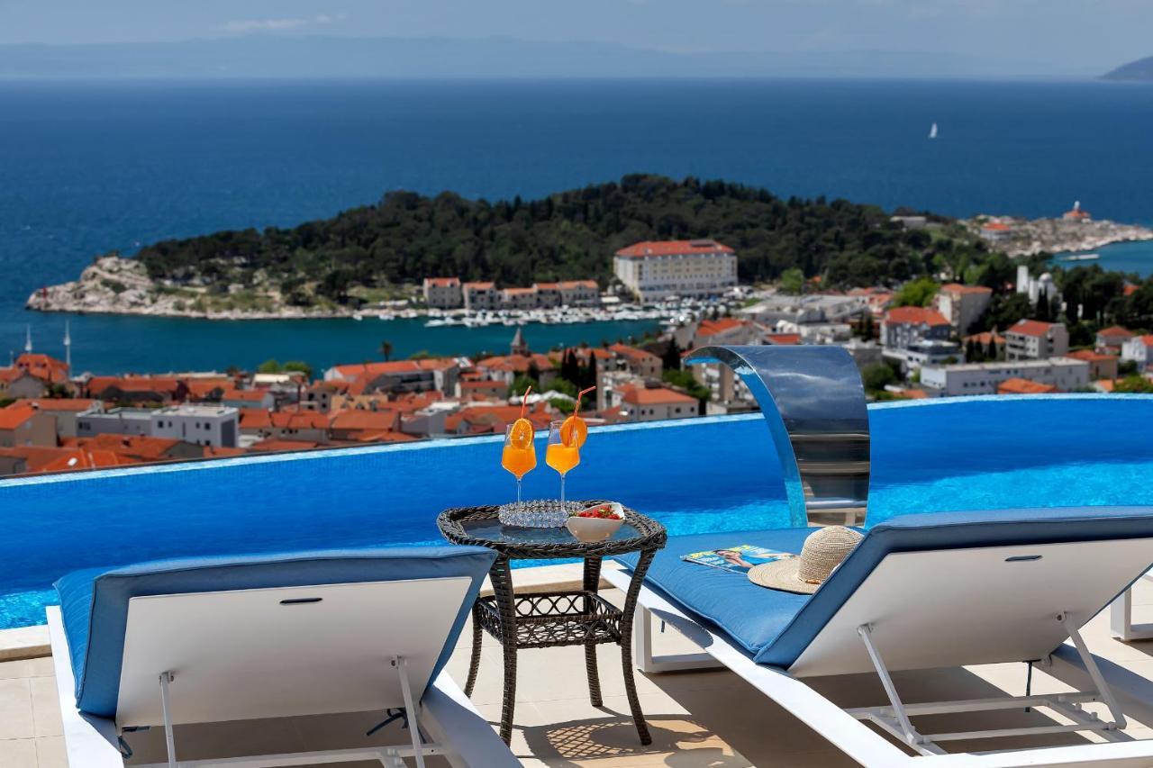 Villa Afrodita Макарска Екстериор снимка