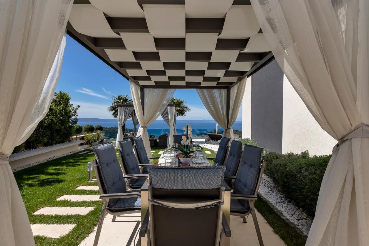 Villa Afrodita Макарска Екстериор снимка